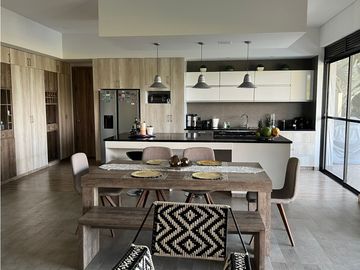 En Venta Casa Campestre En Sector de Cerritos - Pereira