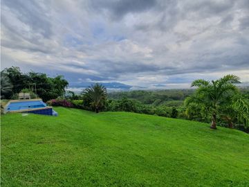 En Venta Casa Campestre En Sector de Cerritos - Pereira
