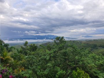 En Venta Casa Campestre En Sector de Cerritos - Pereira