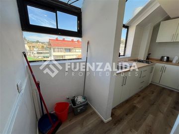 Venta de Departamento en Primera Línea, 2D2B1E1B. Reñaca.