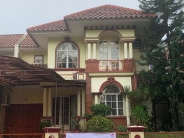 DIJUAL CEPAT RUMAH BAGUS TERAWAT SIAP HUNI DI TELAGA GOLF SAWANGAN
