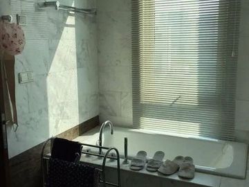 JUAL Apartemen The Peak Residence 3BR lantai 20 Furnish