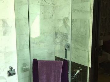 JUAL Apartemen The Peak Residence 3BR lantai 20 Furnish