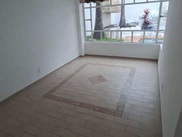 casa en arriendo en cristales. Cod A7152