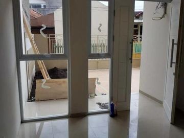 Rumah Strategis @Sulaksana Antapani Antapani . Dekat ke Kawasan Arcamanik, Cisaranten