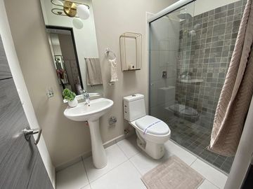 ESTRENA CASA EN CONDOMINIO EN EL PONIENTE DE AGUASCALIENTES