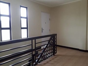 Duplex Type House with 6 Bedroom for SALE in Cuayan Angeles City