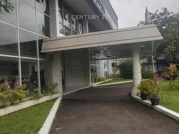 SHOWROOM MOBIL Lokasi Strategis Di Jl Jend Sudirman Kranji