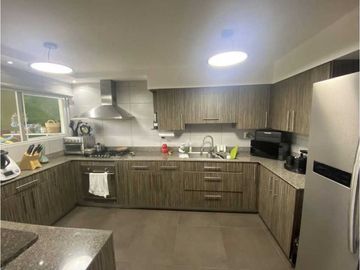 CASA CLAYTON VENTA DIVIDIDA EN 2 APARTAMENTOS