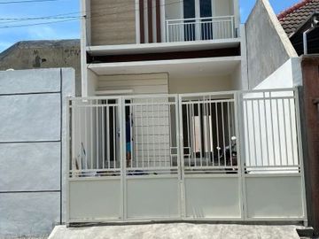 Dijual Rumah Bangunan 2 Lantai Di Mojoklanggru Kidul, Gubeng SBY