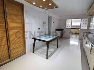 DEPARTAMENTO EN VENTA, 6 DORMITORIOS, LAS CONDES