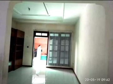 Dijual rumah Jemursari Wonocolo* *Surabaya*