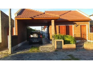 Venta | Casa | 2 dorm | Yrigoyen y Junin