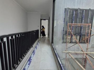 Rumah Brand New di Cirendeu Pembangunan 85% Bonus Backdrop Kamar