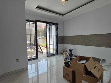 Rumah Brand New di Cirendeu Pembangunan 85% Bonus Backdrop Kamar