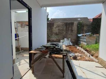 Rumah Brand New di Cirendeu Pembangunan 85% Bonus Backdrop Kamar