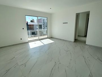 Casa en Lomas de Juriquilla con Roof Garden J2