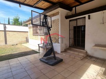EN VENTA CASA EN LA COLONIA LA SALLE