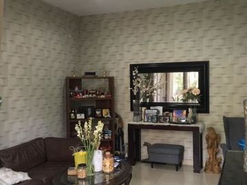 Rumah 2 lantai dalam komplek bintaro jaya
