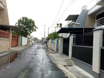 Rumah lebak arum