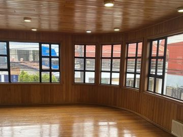 Oficina en arriendo en Castro