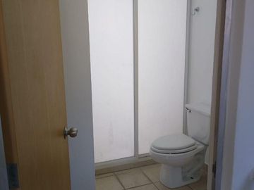 Casa en venta en condominio Los Sauces