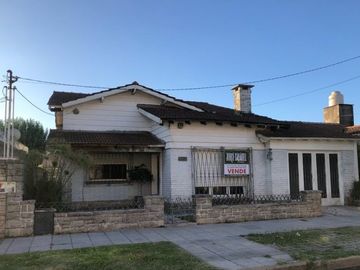 Chalet en venta en Villa Luzuriaga
