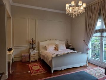 Rumah Di Bintaro, Mewah 2Lt, Pool, Semi Furn, Pesanggrahan