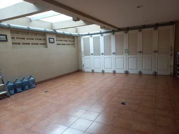 Rumah Di Bintaro, Mewah 2Lt, Pool, Semi Furn, Pesanggrahan