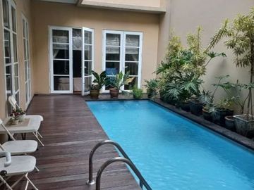 Rumah Di Bintaro, Mewah 2Lt, Pool, Semi Furn, Pesanggrahan