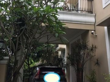 Rumah Di Bintaro, Mewah 2Lt, Pool, Semi Furn, Pesanggrahan