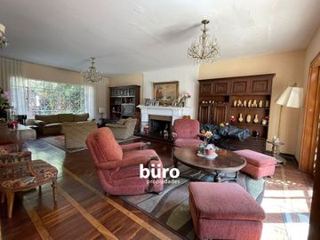 EXCELENTE TERRENO/CASA CON 630M2 EN VENTA! ZONA EXCLUSIVA SAN ISIDRO