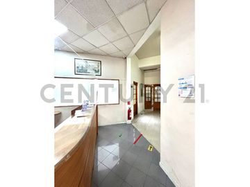 VENTA PROPIEDAD 2 PISOS STGO. BARRIO REPUBLICA