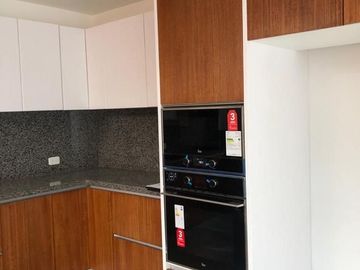 IBARRA, ECUADOR, VENDO MODERNA CASA POR ESTRENAR
