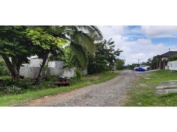 VENDO CASA EN ESQUINA 554M2 SAN ISIDRO PASO CANOAS