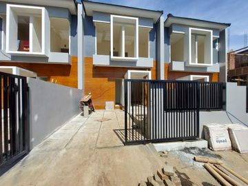 Rumah Mewah Ready dekat Kampus UB di Joyo Agung Malang