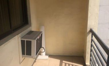Condominium 1 Bedroom: 1BR Condo For Sale in Greenbelt Raddison Tower Makati City