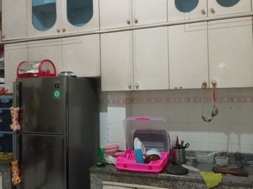 Rumah di Tanjung Sari Baru, Siap Huni, Furnish, Row jalan 2 mobil