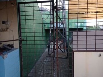 Rumah di Tanjung Sari Baru, Siap Huni, Furnish, Row jalan 2 mobil