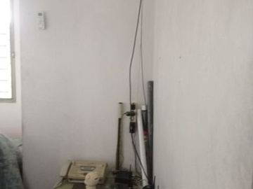 Rumah di Tanjung Sari Baru, Siap Huni, Furnish, Row jalan 2 mobil