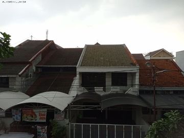Rumah di Tanjung Sari Baru, Siap Huni, Furnish, Row jalan 2 mobil
