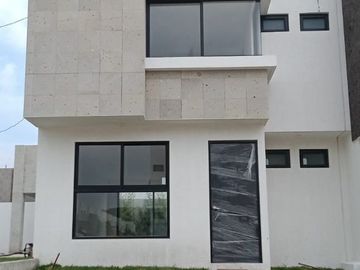 CASA VENTA JURIQUILLA QUERETARO