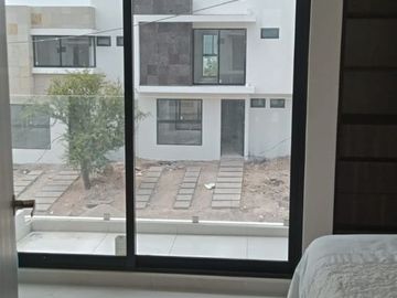 CASA VENTA JURIQUILLA QUERETARO