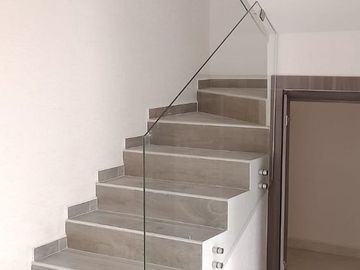CASA VENTA JURIQUILLA QUERETARO