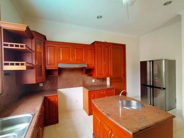 Dijual Rumah Mewah di Kemang Kondisi Siap Huni