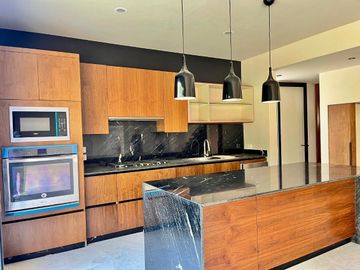 Casa en Fraccionamiento en Rancho Cortes Cuernavaca - ROQ-1175-Fr