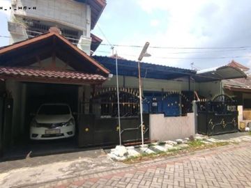 Rumah di Rungkut Menaggal Harapan, Hadap Selatan