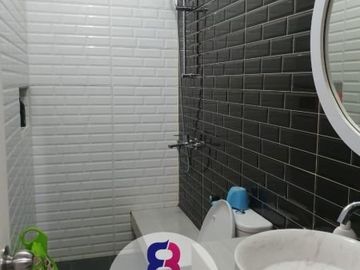 Dijual rumah apik siap huni di dalam cluster di area Kavling Deplu, Cipadu, Tangerang Kota