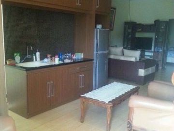 rumah asri 3 lantai di cicaheum bandung