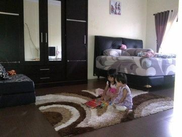 rumah asri 3 lantai di cicaheum bandung